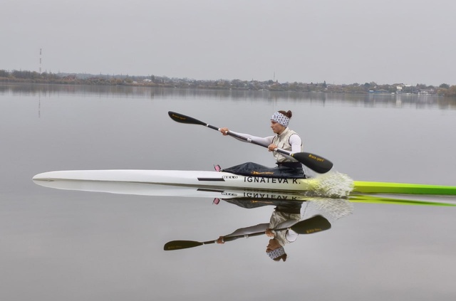 В Краснодаре стартовали масштабные спортивные мероприятия: первенство России и всероссийские соревнования по гребле на байдарках и каноэ среди юниоров до 19 лет.