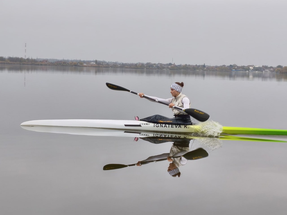 В Краснодаре стартовали масштабные спортивные мероприятия: первенство России и всероссийские соревнования по гребле на байдарках и каноэ среди юниоров до 19 лет.