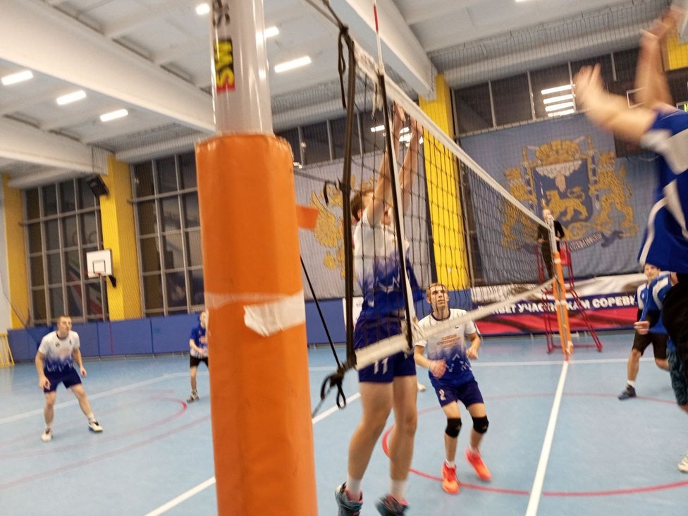 28 октября 2025 года в спортивном комплексе СШОР по плаванию «Барс» проходили финальные соревнования 16-ой областной Спартакиады УСПО волейбол (юноши). 28 октября 2025 года в спортивном комплексе СШОР по плаванию «Барс» проходили финальные соревнования 16-ой областной Спартакиады УСПО волейбол (юноши).